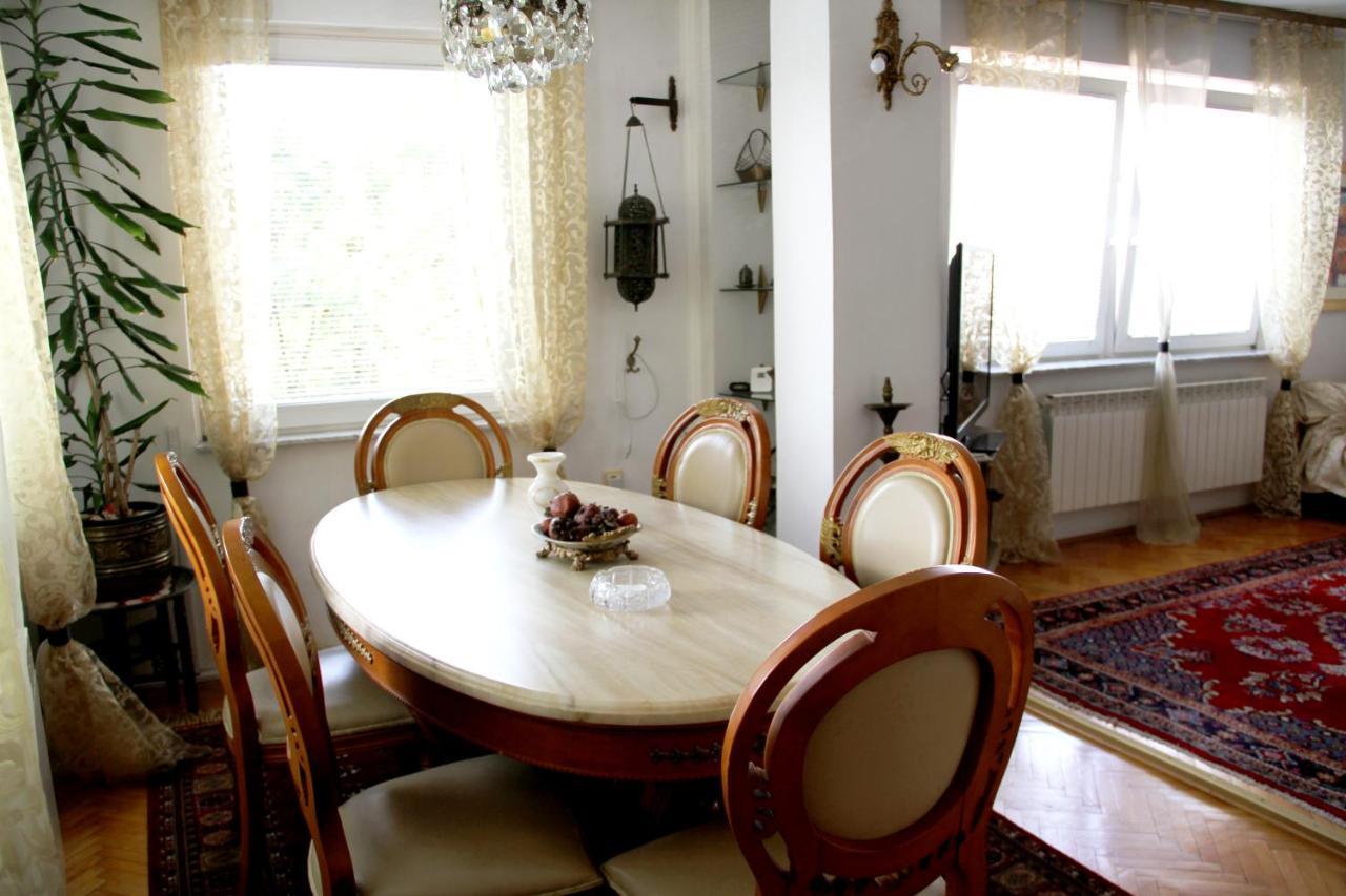 Downtown Green Oasis Apartments Sarajevo Ngoại thất bức ảnh