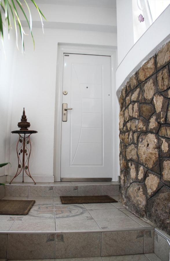 Downtown Green Oasis Apartments Sarajevo Ngoại thất bức ảnh