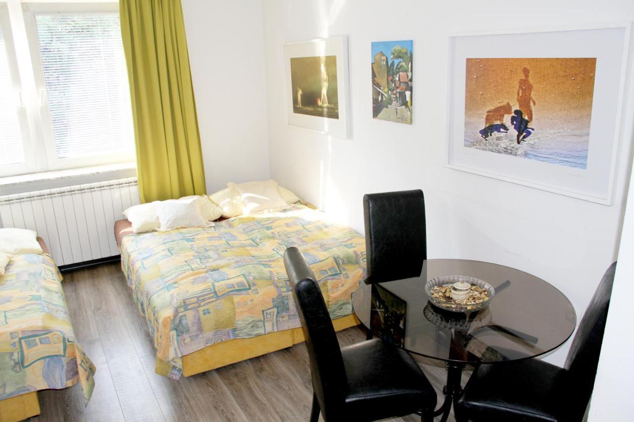 Downtown Green Oasis Apartments Sarajevo Ngoại thất bức ảnh