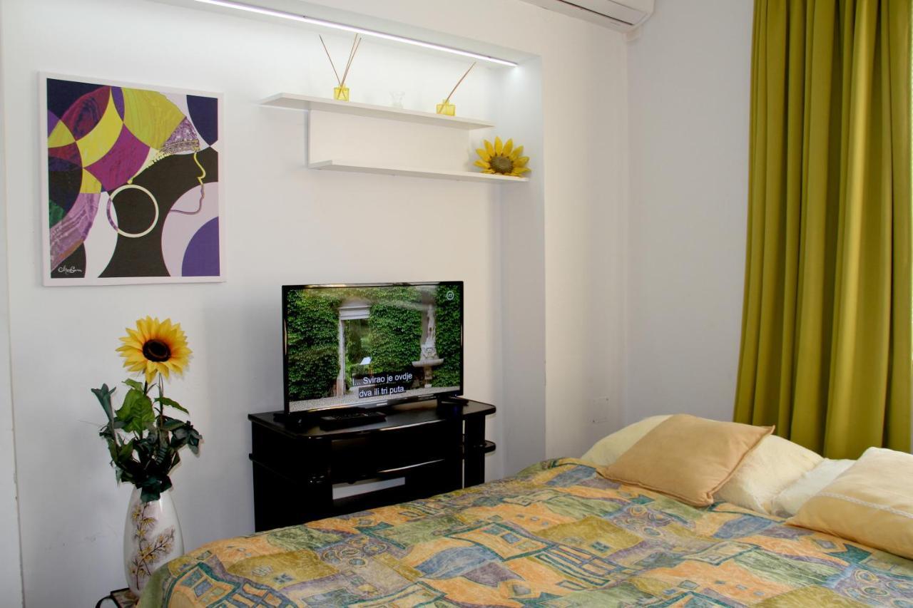 Downtown Green Oasis Apartments Sarajevo Ngoại thất bức ảnh