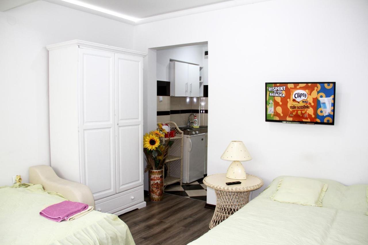 Downtown Green Oasis Apartments Sarajevo Ngoại thất bức ảnh
